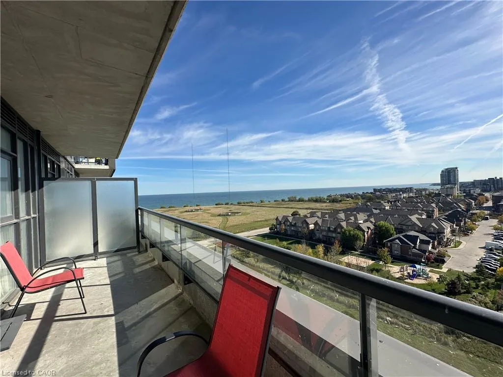 550 North Service Road, #1006