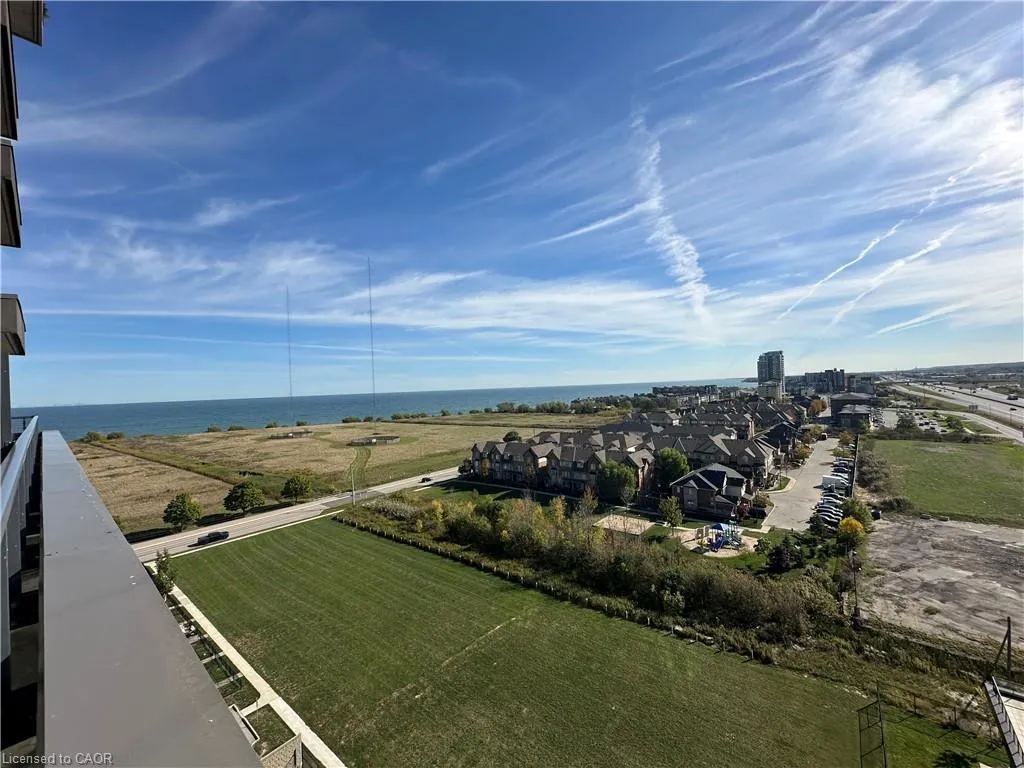 550 North Service Road, #1006