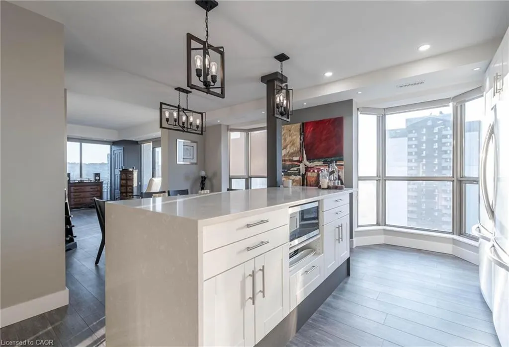 67 Caroline Street S, #1703