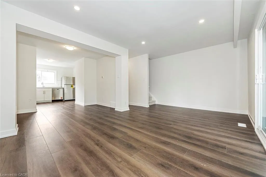 20 Anna Capri Drive, #2