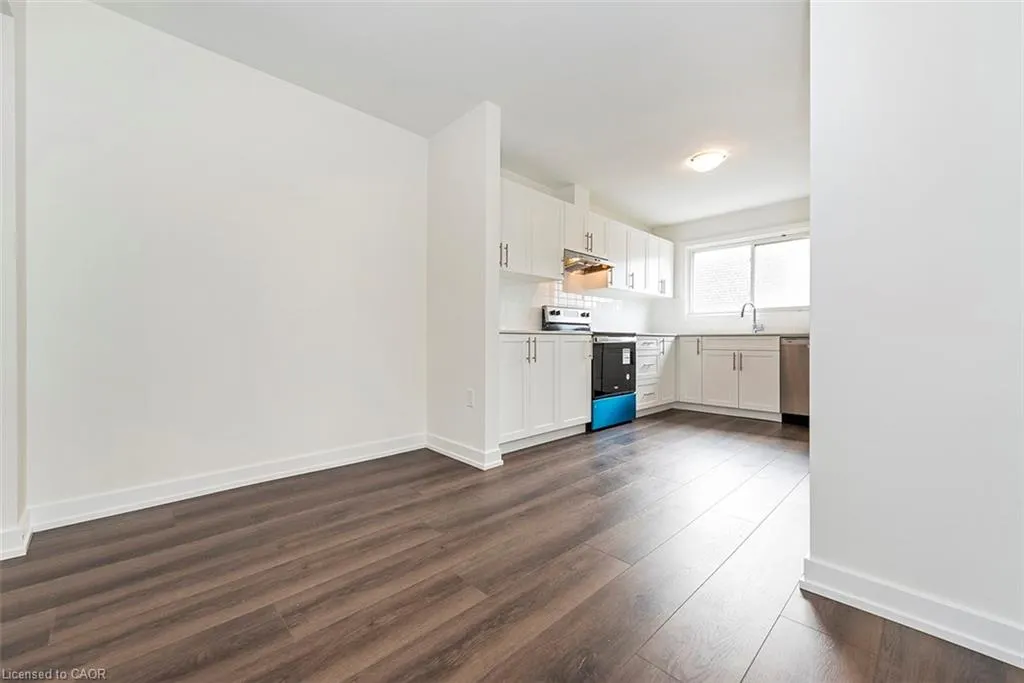 20 Anna Capri Drive, #2