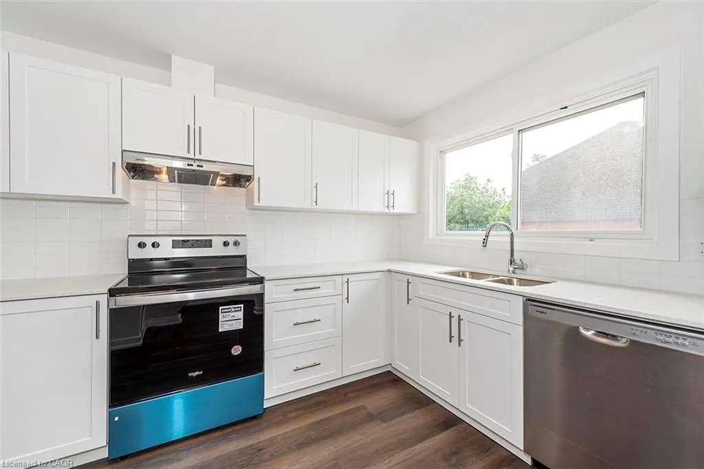 20 Anna Capri Drive, #2