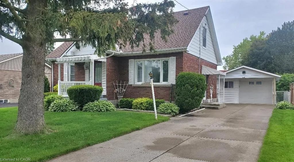 128 Woods Street