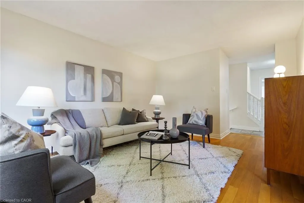 15 Blue Forest Drive