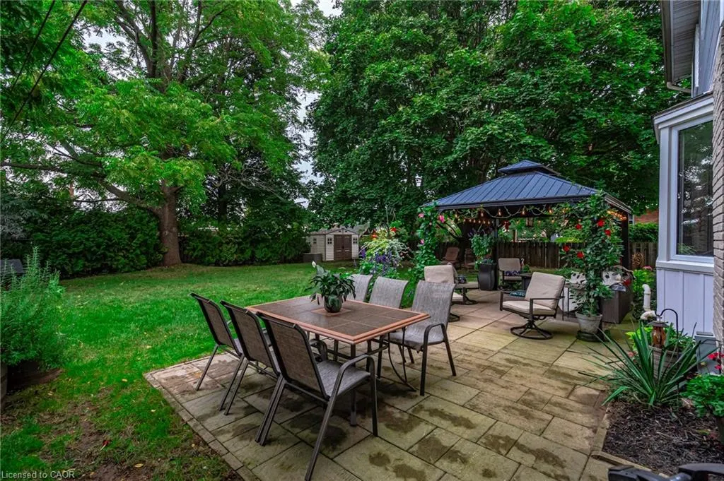 15 Blue Forest Drive