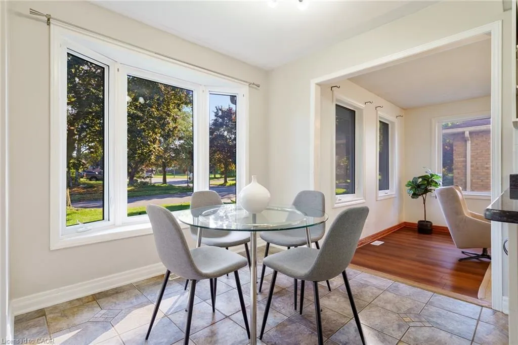 15 Blue Forest Drive
