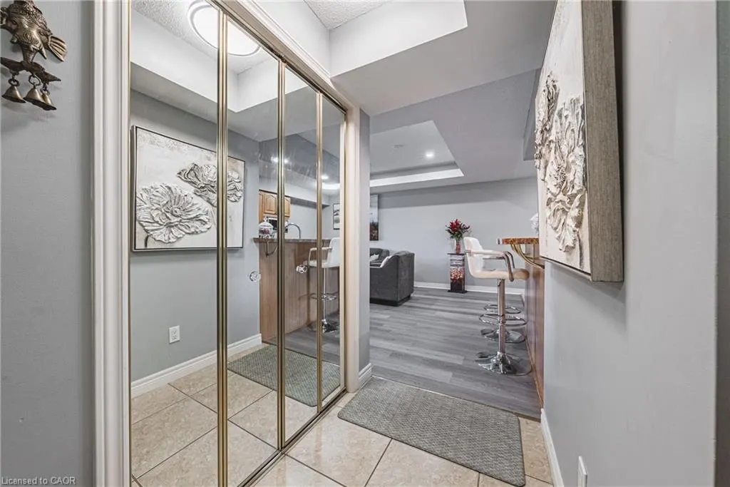 990 Golf Links Road, #308