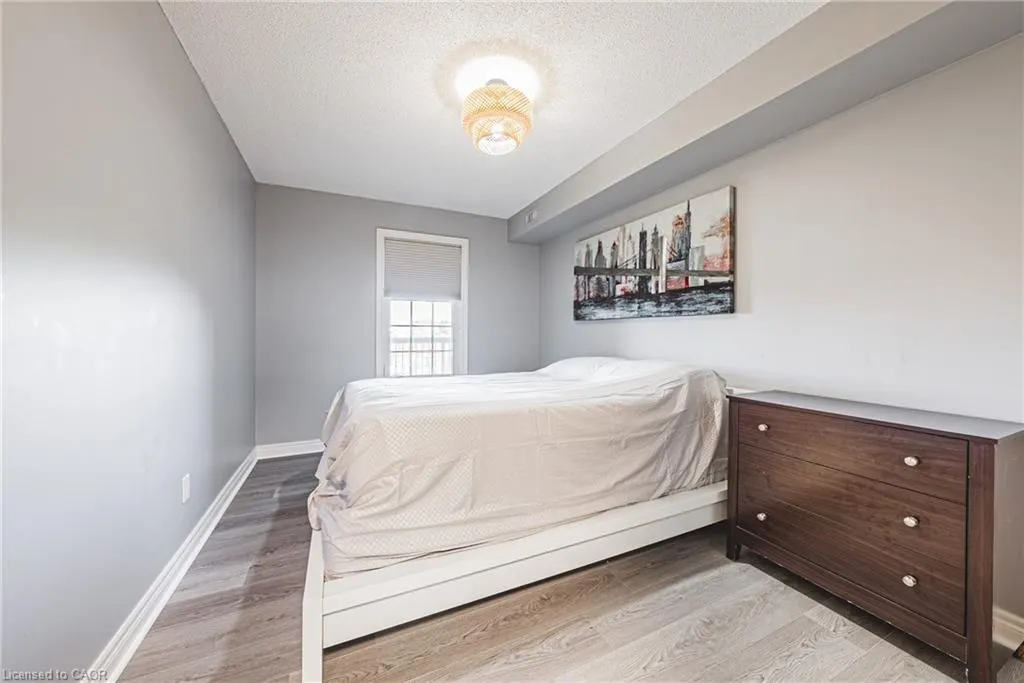 990 Golf Links Road, #308