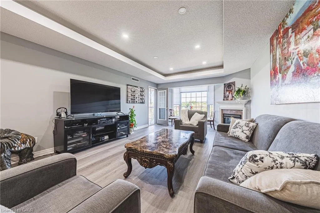 990 Golf Links Road, #308