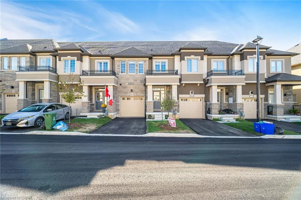 305 Garner Road, #102