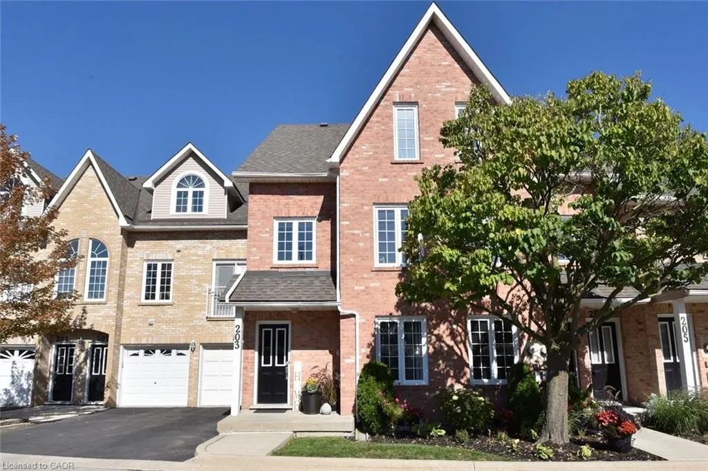 2075 Walkers Line, #203