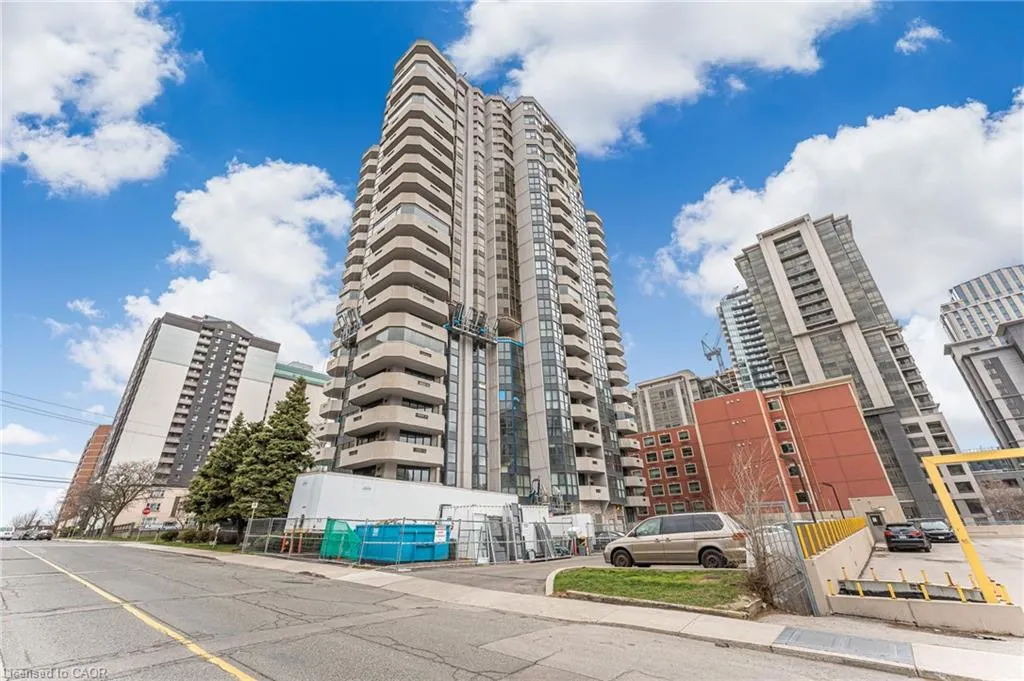 67 Caroline Street S, #102
