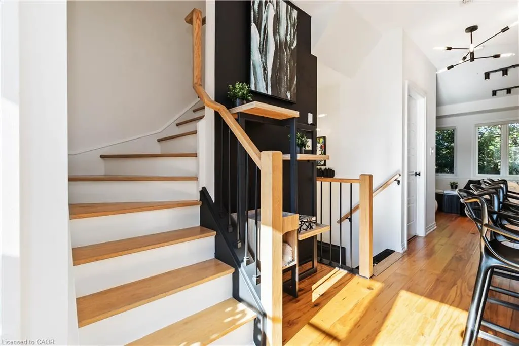 405 Plains Road E, #25