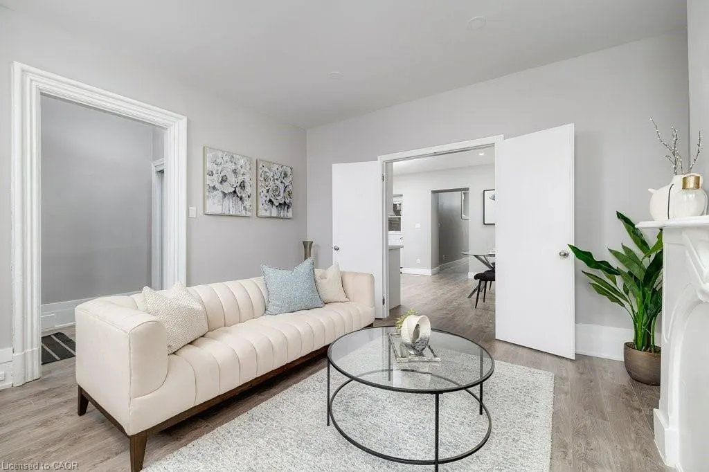 125 Cathcart Street, #LOWER