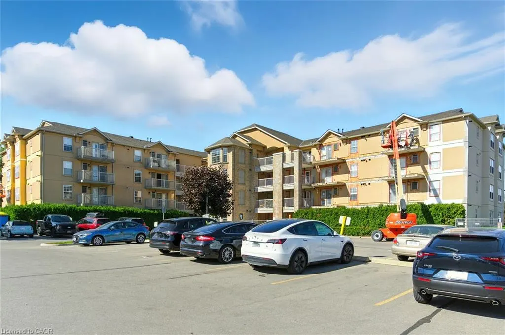 1490 Bishops Gate, #305
