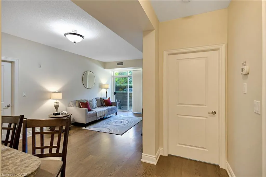 125 Wilson Street W, #108
