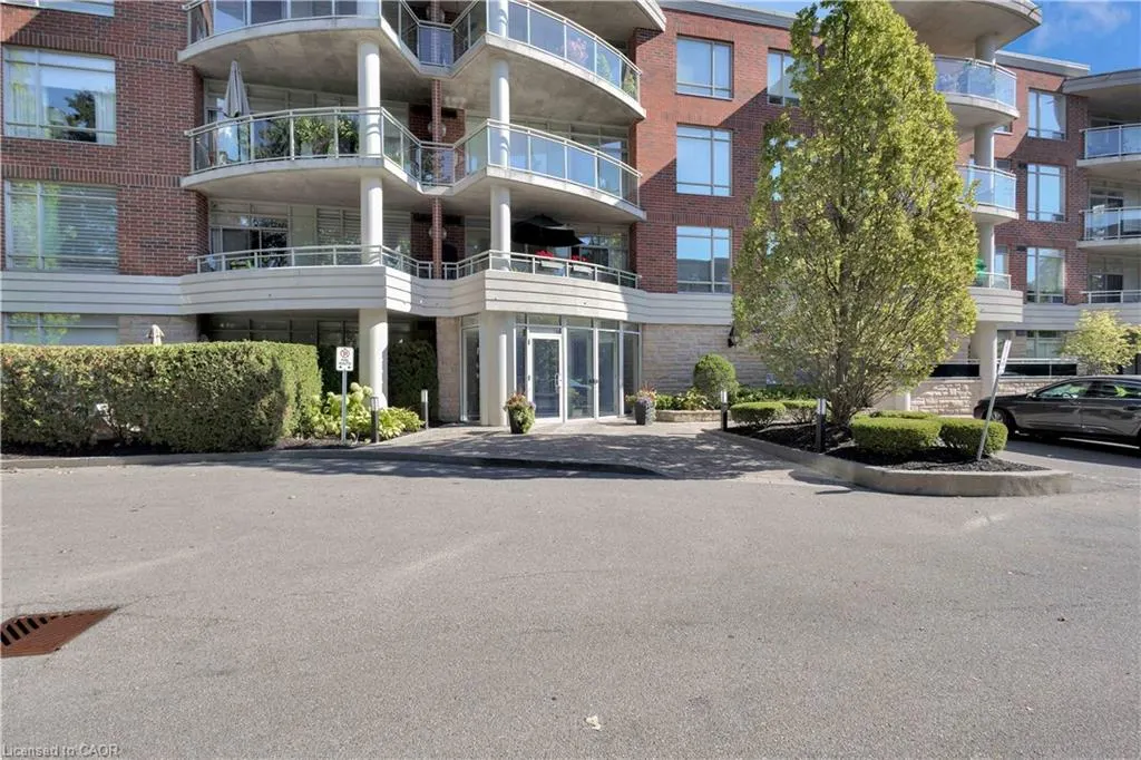 125 Wilson Street W, #108