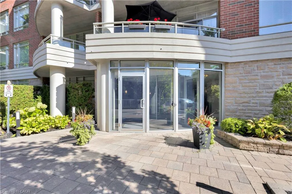 125 Wilson Street W, #108