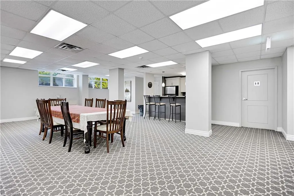 125 Wilson Street W, #108