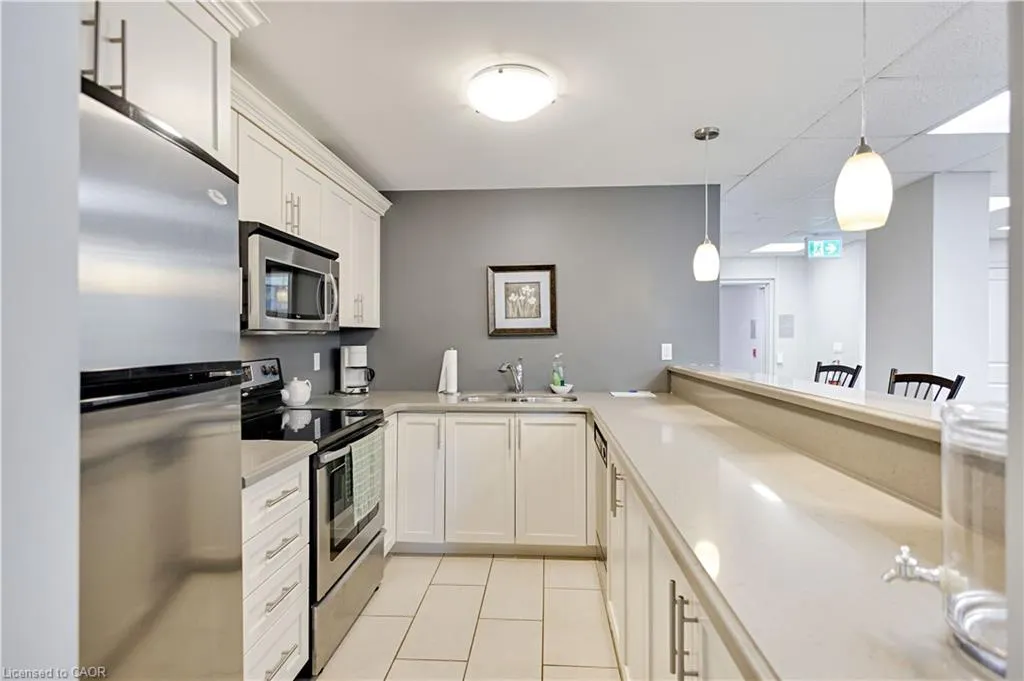 125 Wilson Street W, #108
