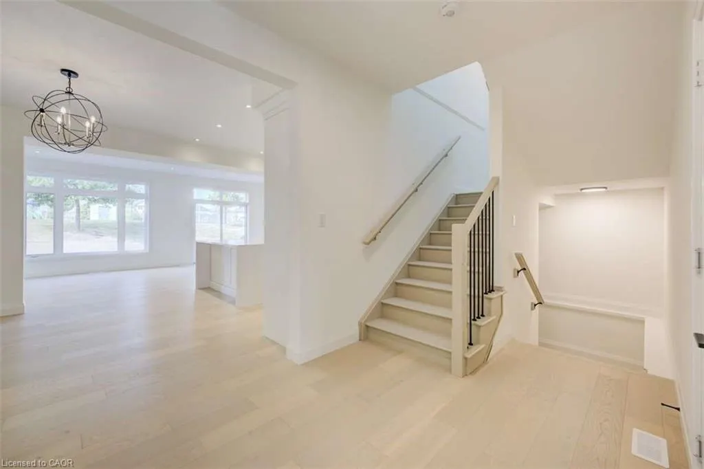 113 Rivertrail Avenue