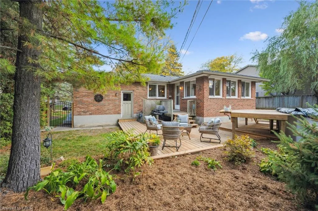 15 Karen Avenue