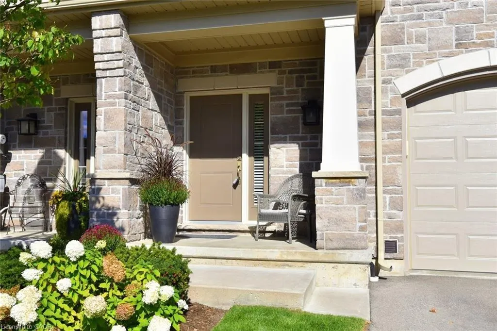 40 Hamilton Street S, #7