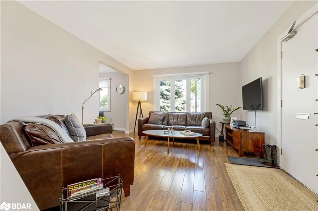 233 Westminster Drive S