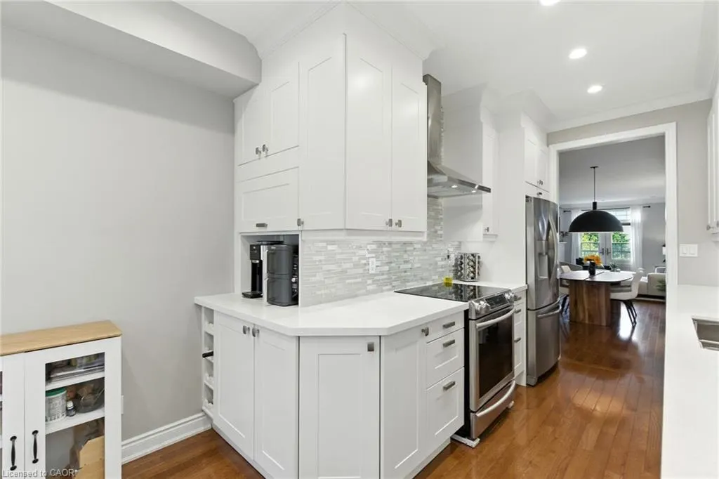 117 Nelson Street, #3
