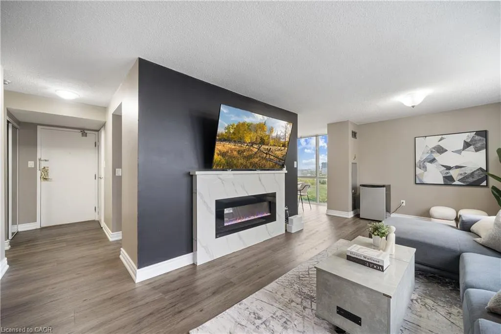 10 Markbrook Lane, #1402