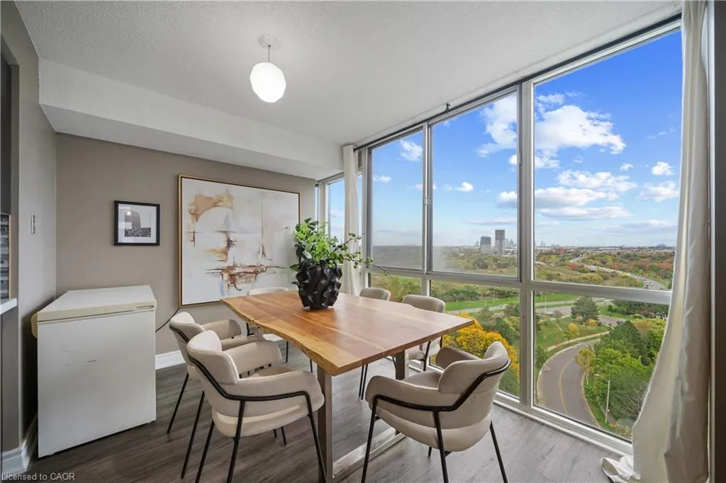 10 Markbrook Lane, #1402