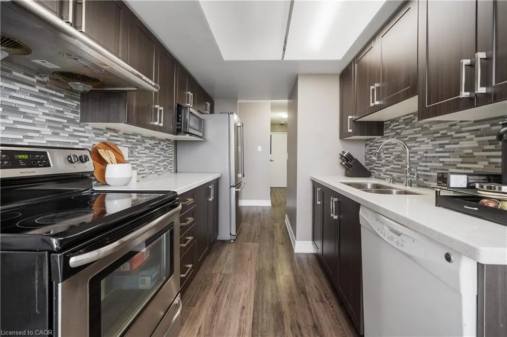 10 Markbrook Lane, #1402