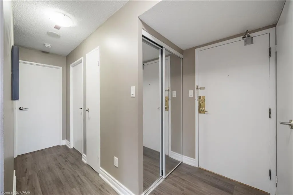 10 Markbrook Lane, #1402