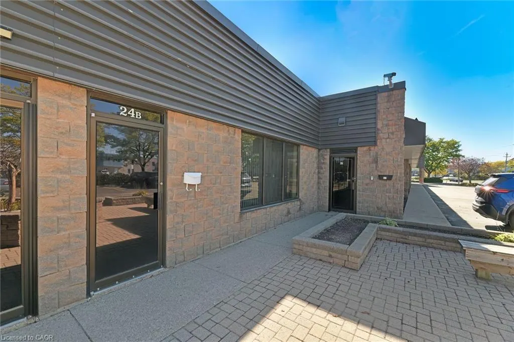 24 Mcintyre Place, #B