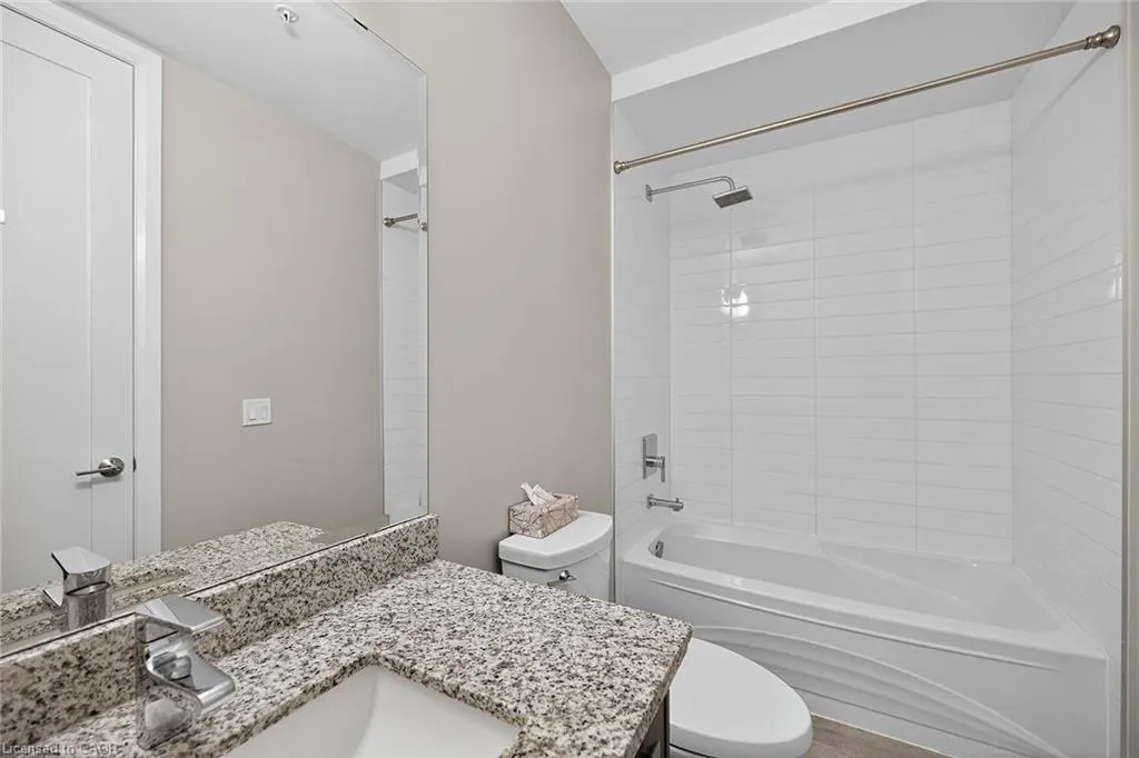 112 King Street E, #LPH6
