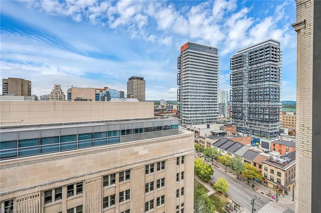 112 King Street E, #LPH6