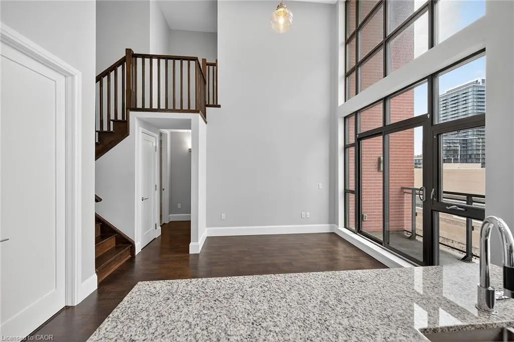 112 King Street E, #LPH6