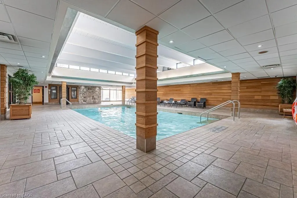 150 Charlton Avenue E, #1406