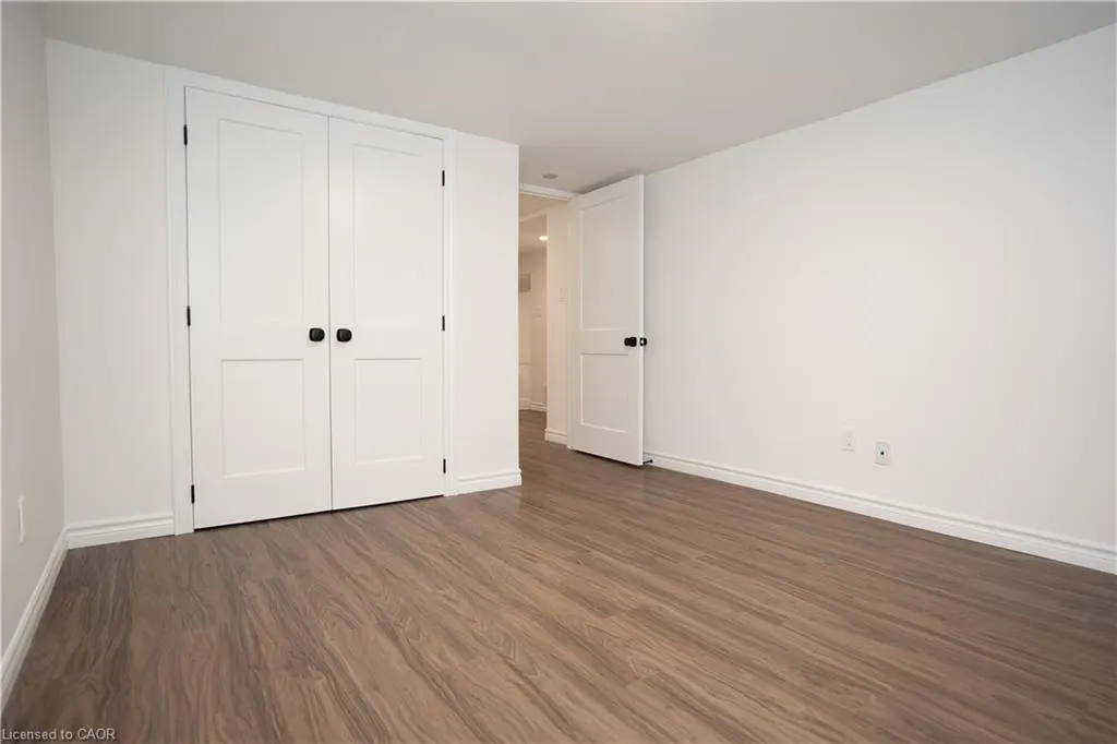 22 Neeve Street, #Lower