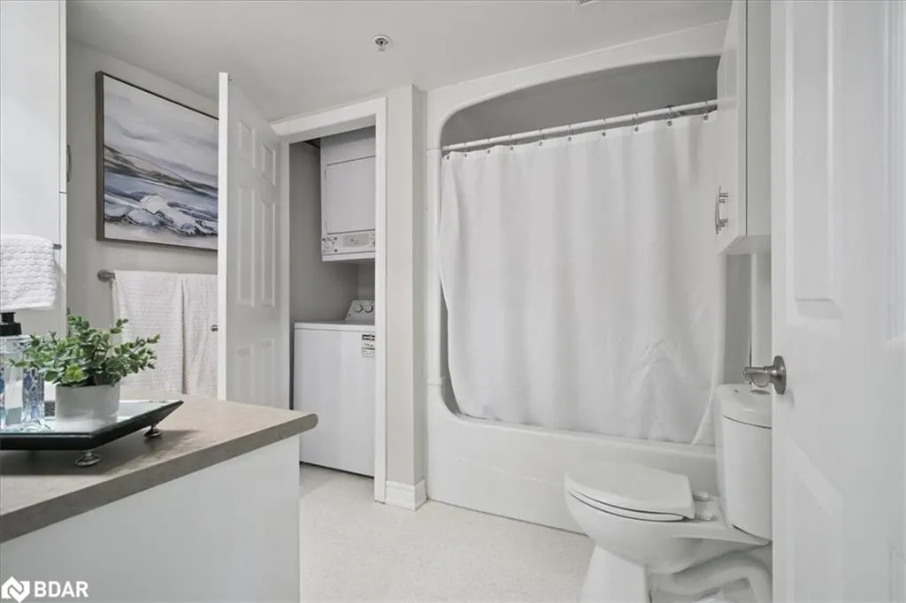 1450 Bishops Gate, #105