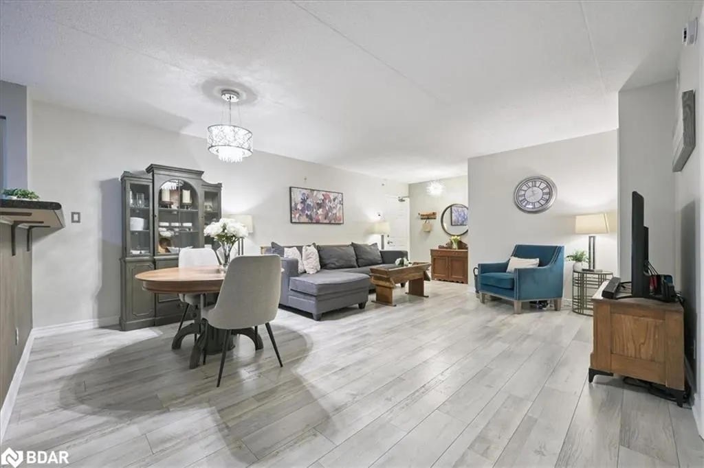 1450 Bishops Gate, #105
