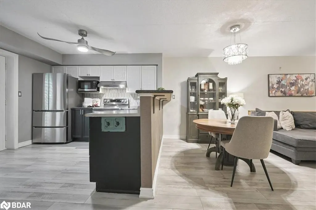 1450 Bishops Gate, #105