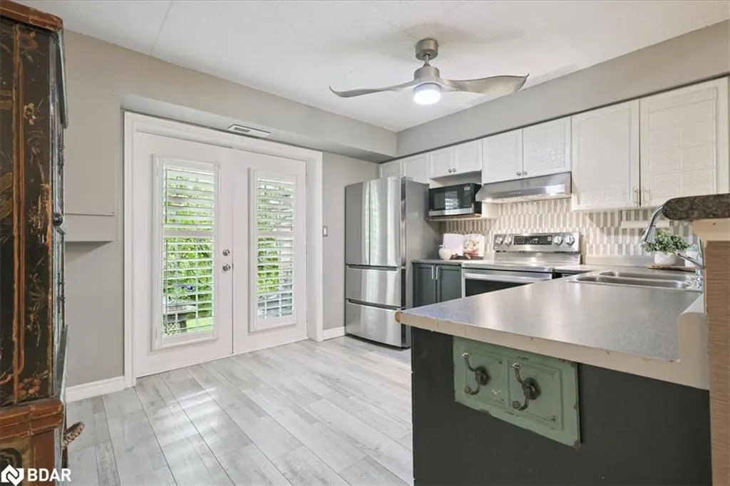 1450 Bishops Gate, #105