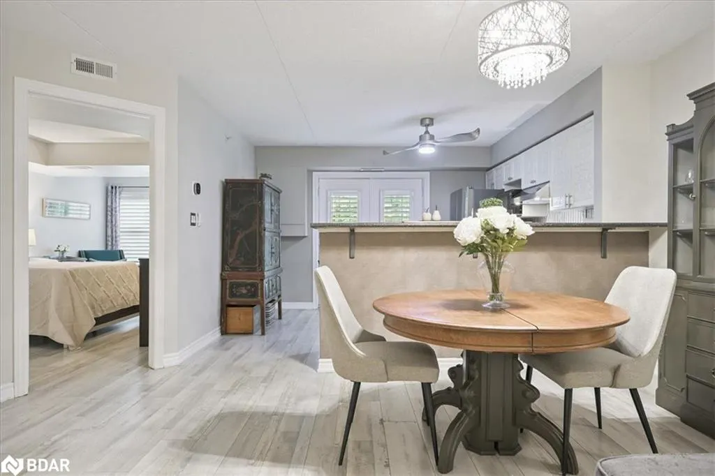 1450 Bishops Gate, #105