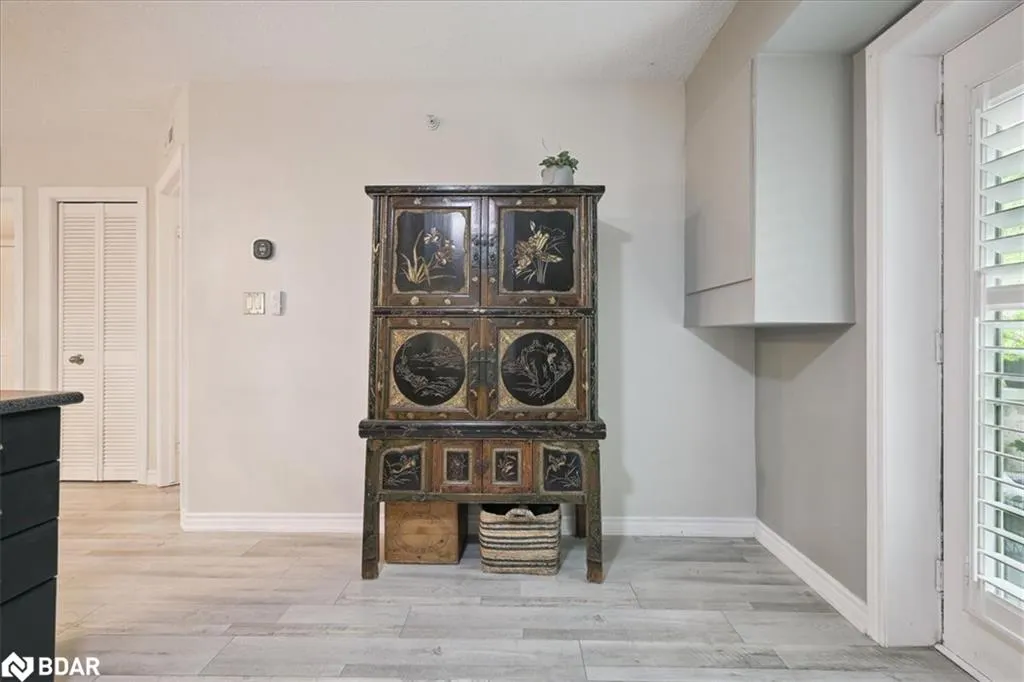 1450 Bishops Gate, #105