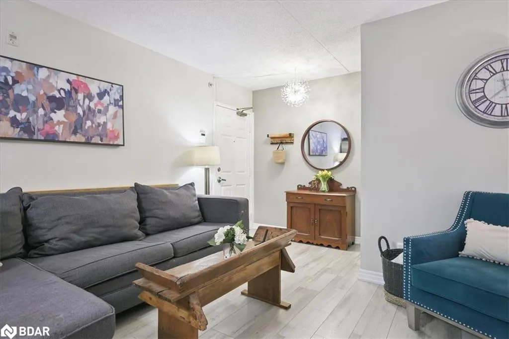 1450 Bishops Gate, #105