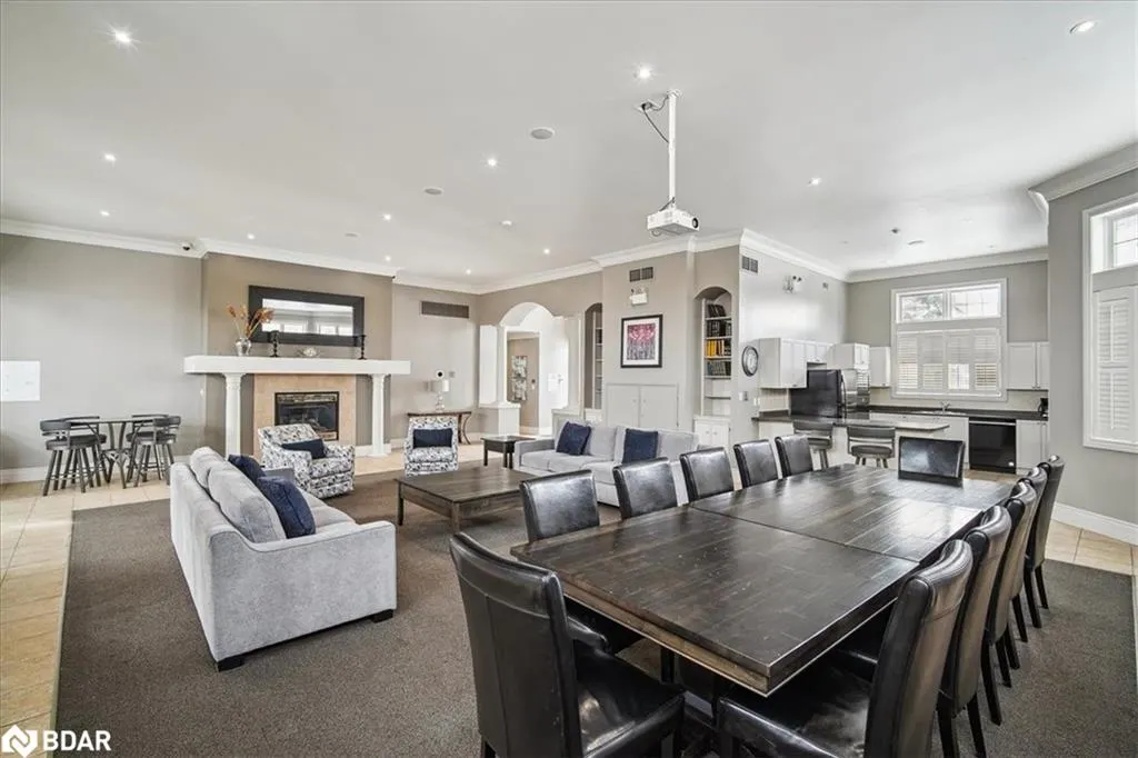 1450 Bishops Gate, #105