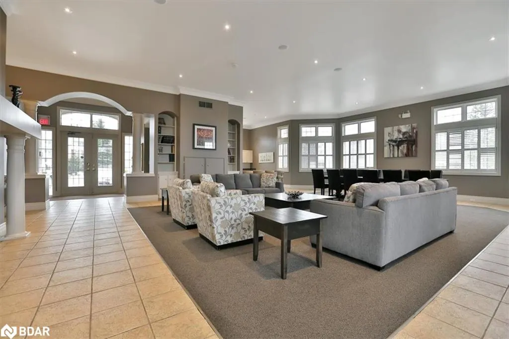 1450 Bishops Gate, #105