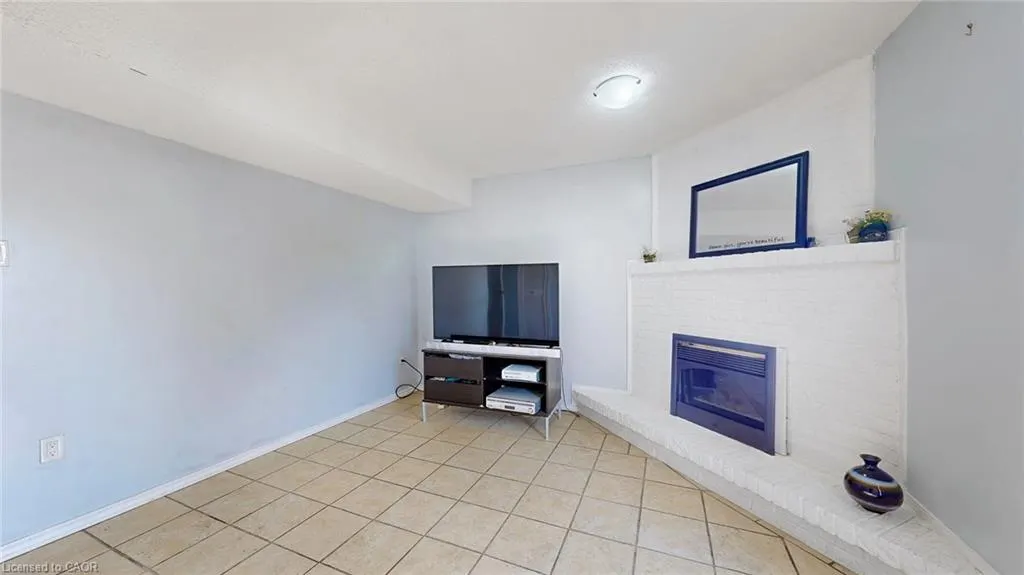 1155 Paramount Drive, #43