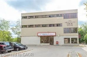 585 Queen Street S